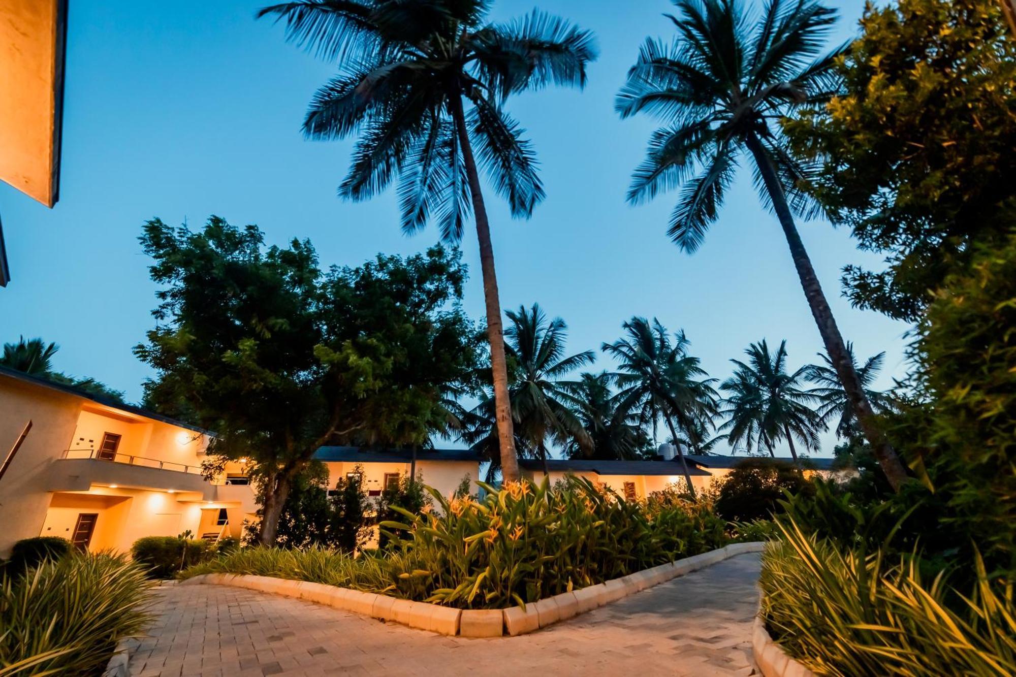 Commune18 Spa Resorts Chikmagalūr Exteriér fotografie