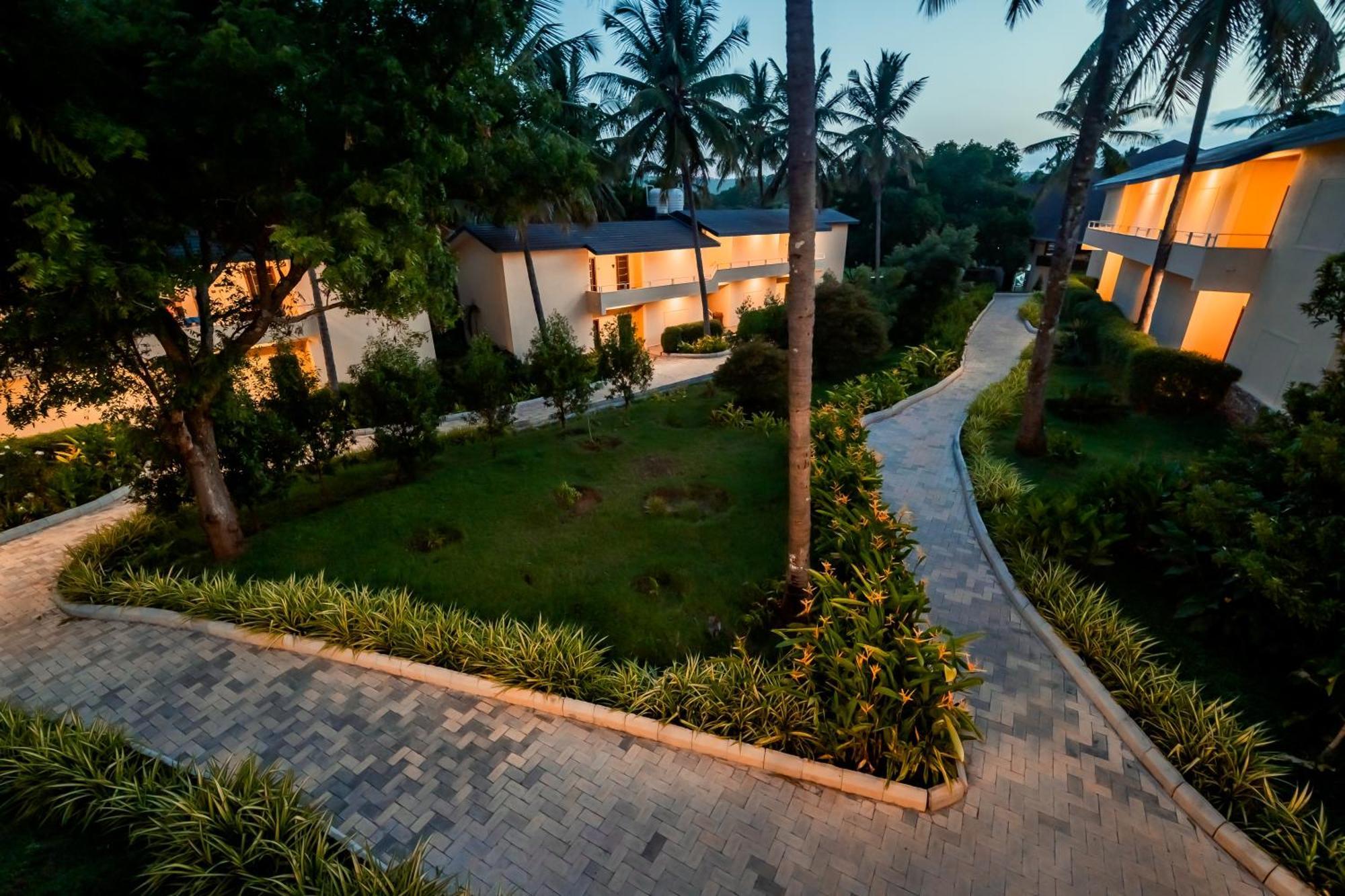 Commune18 Spa Resorts Chikmagalūr Exteriér fotografie